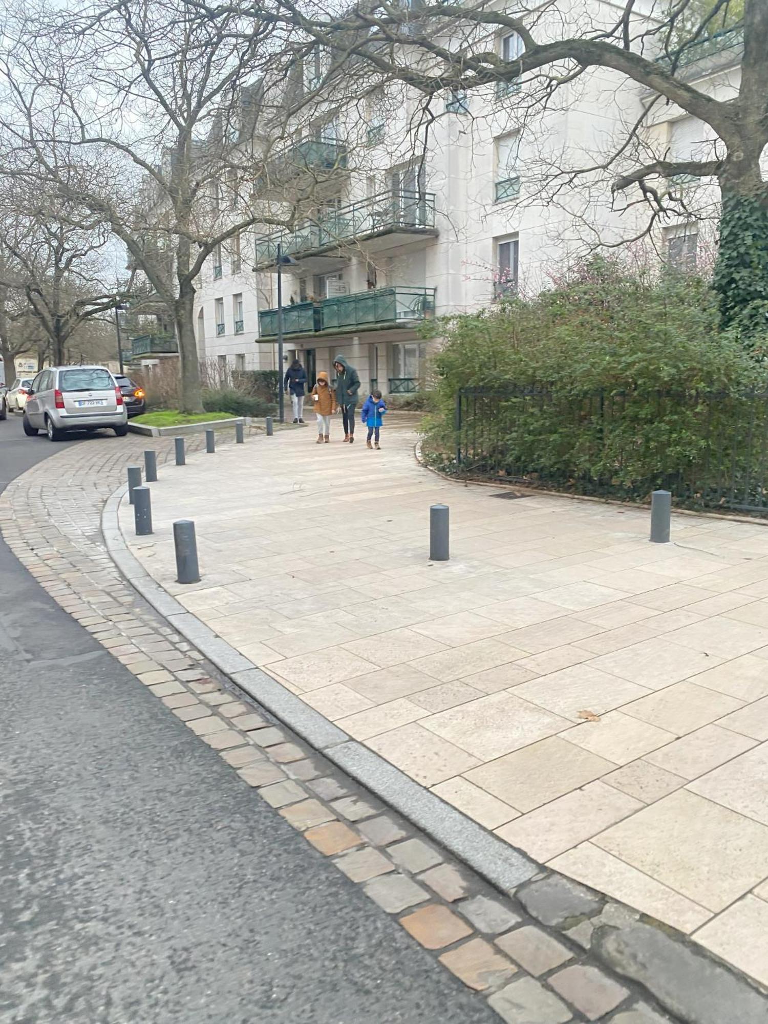 Appt 50m2 /3p Refait A Neuf Proche Du Metro 8 Maisons-Alfort